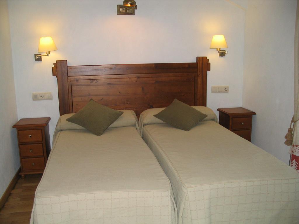 Hotel Villa Russell Torla-Ordesa Room photo